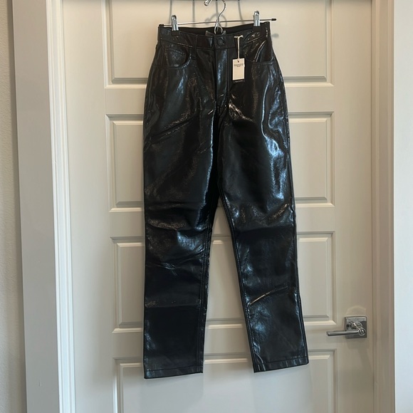 NWT Abercrombie & Fitch 90s Straight Ultra High Rise Navy Vegan Leather Pants - Picture 2 of 5